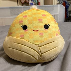 7” Cornelias Squishmallow BNWT (detached)